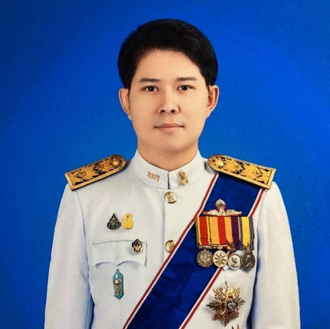 จิณณาวัฒน์   โคมบัว